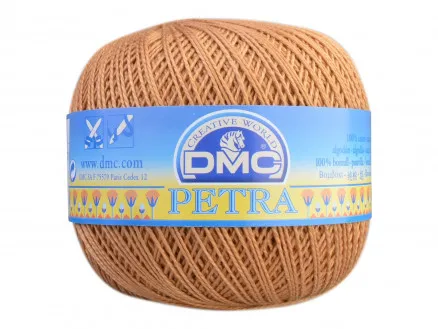 DMC Petra No. 8 Horgolófonal Egyszínű 5436 Karamell